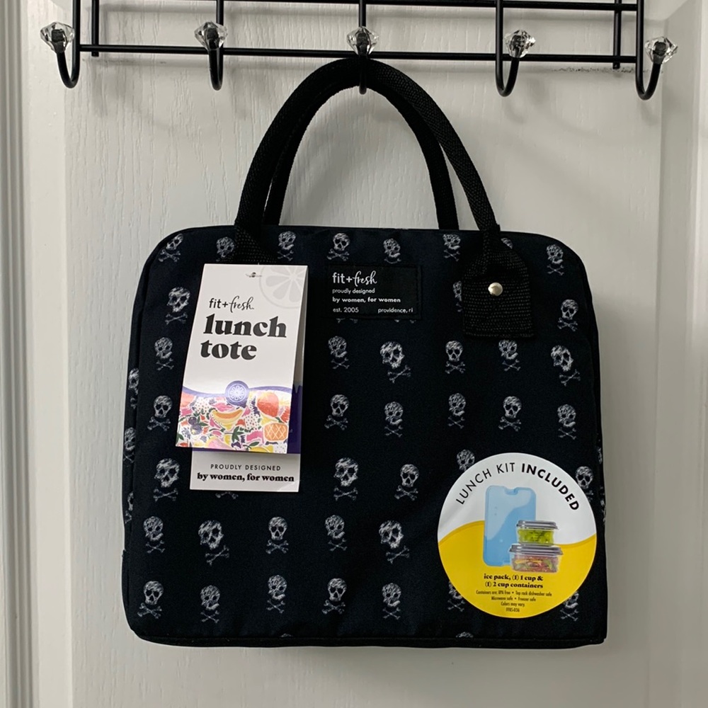 Fit and Fresh Skull Lunch Bag with FREE Containers and Cooler!